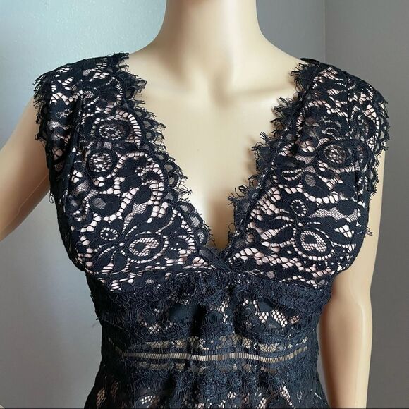 Just Me Sleeveless Plunging Neckline Mini Dress Black Lace Over Nude Size Small - Picture 2 of 14
